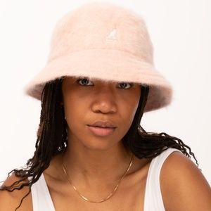 💕 Kangol Furgora Bucket Hat - Furry Pink - Dusty Rose